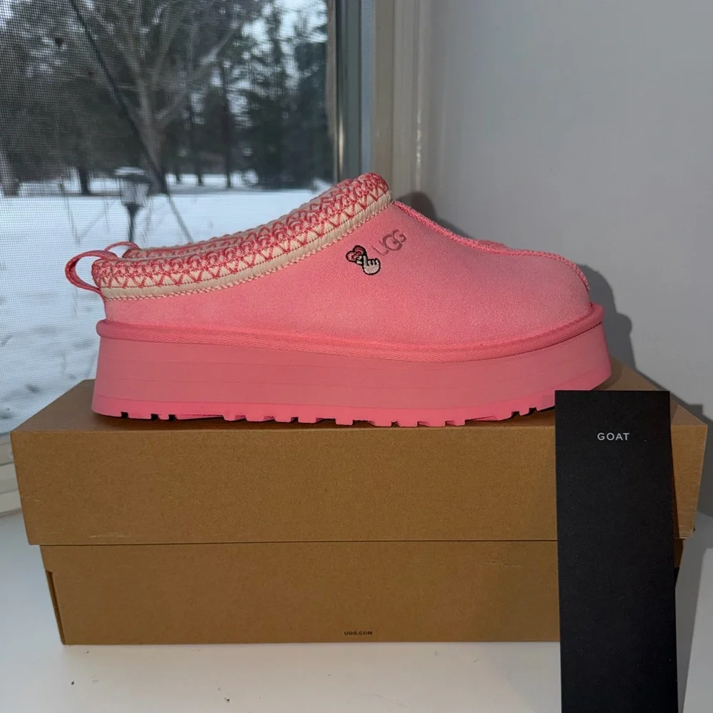 UGG Tazz Love '25 Slipper Tropical Pink (Women's) - Picture 2 of 7